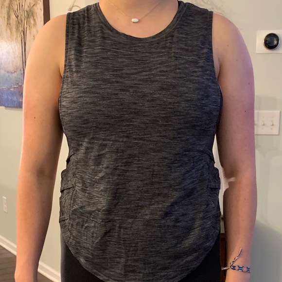 Lululemon tank top - Picture 4 of 5